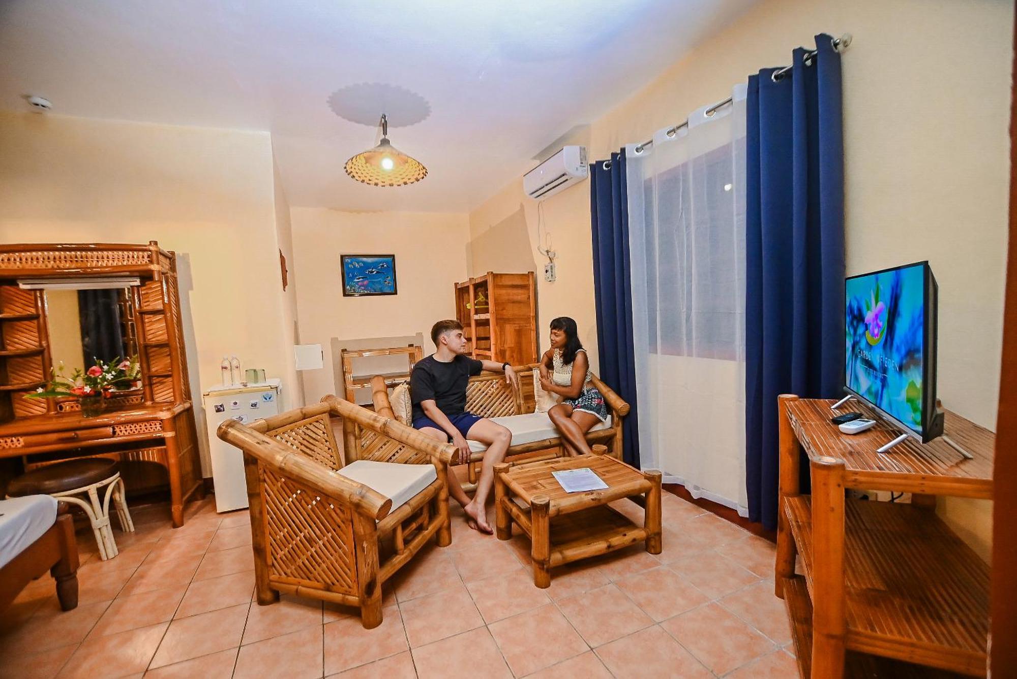 Garden Of Eden Dive Resort Puerto Galera Εξωτερικό φωτογραφία