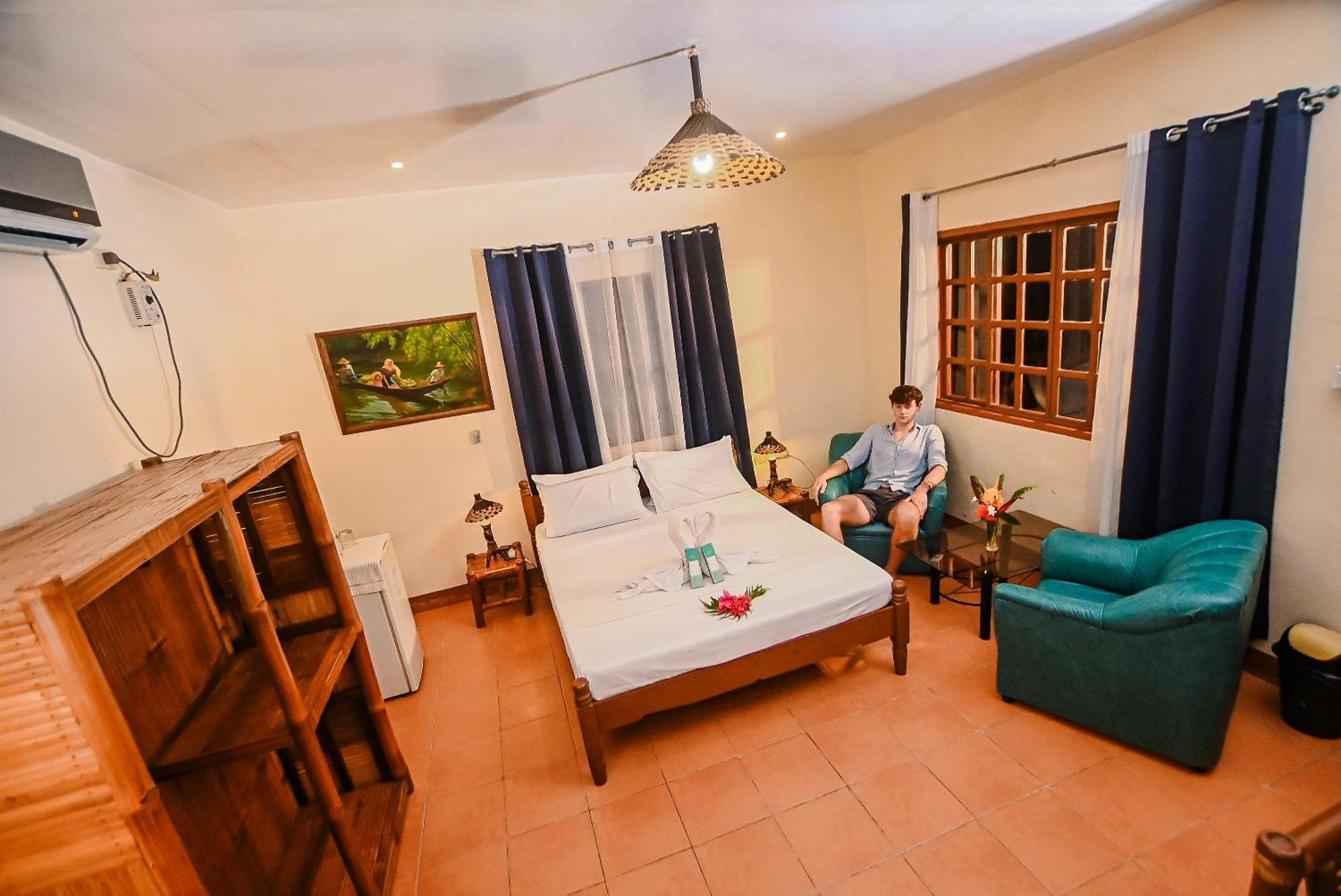 Garden Of Eden Dive Resort Puerto Galera Εξωτερικό φωτογραφία