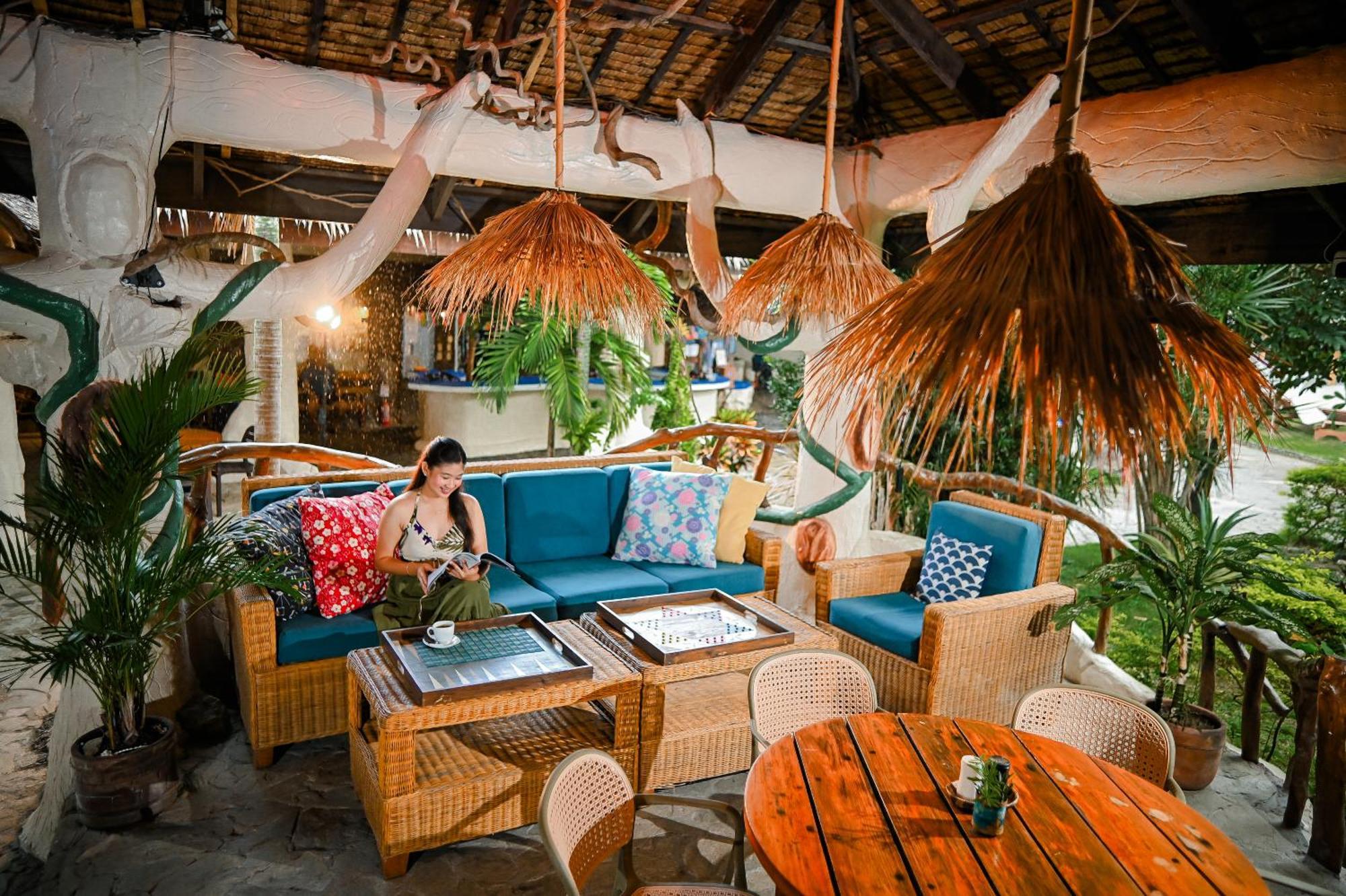 Garden Of Eden Dive Resort Puerto Galera Εξωτερικό φωτογραφία