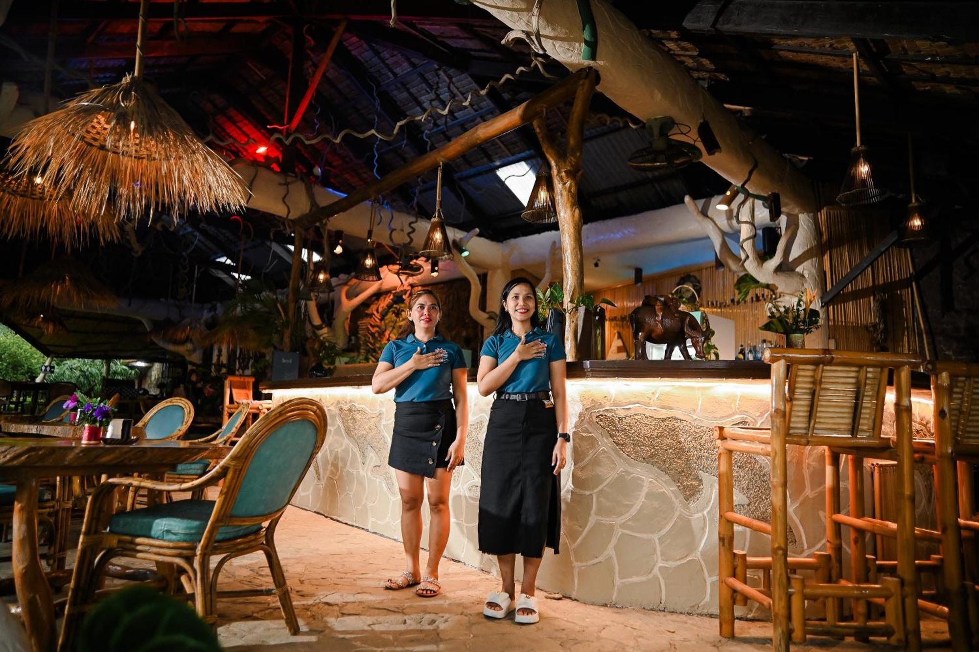 Garden Of Eden Dive Resort Puerto Galera Εξωτερικό φωτογραφία